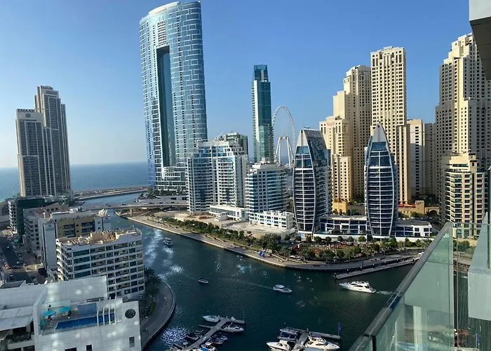 Superior Dubai Marina Studio Apartment With Fascinating Marina And Dubai Eye Views