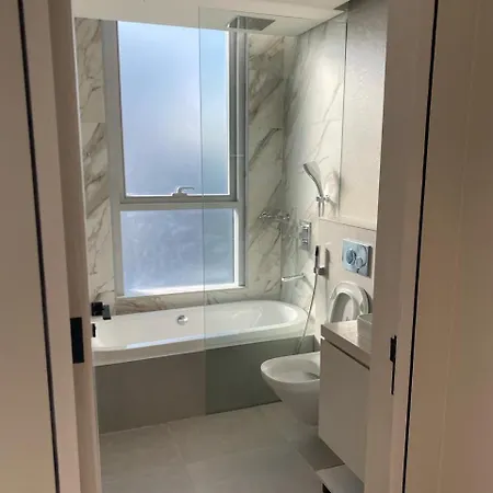 Superior Dubai Marina Studio Apartment With Fascinating Marina And Dubai Eye Views Exterior photo