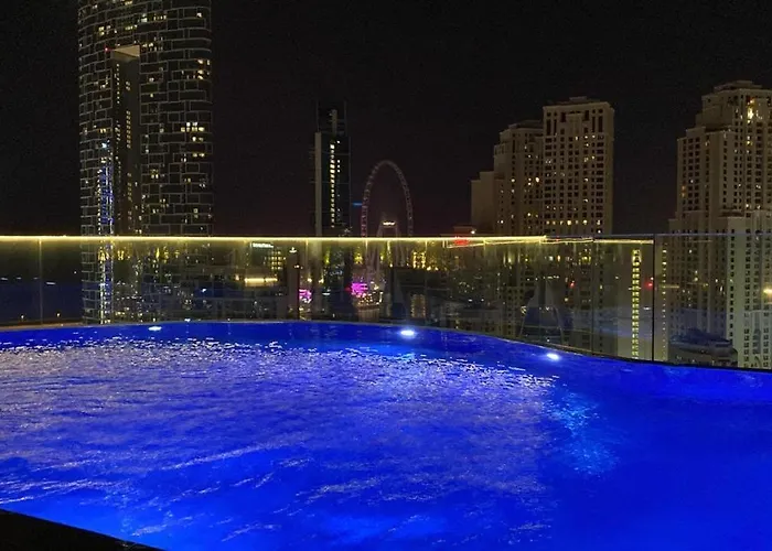 Superior Dubai Marina Studio Apartment With Fascinating Marina And Dubai Eye Views